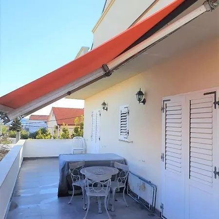 Apartment Comfort With Big Balcony - *